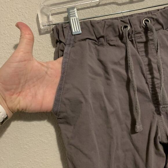 Tommy Bahama Grey Drawstring Joggers 10 - Picture 5 of 14
